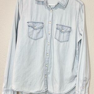 Aeropostale Light Blue Button Up Casual Shirt